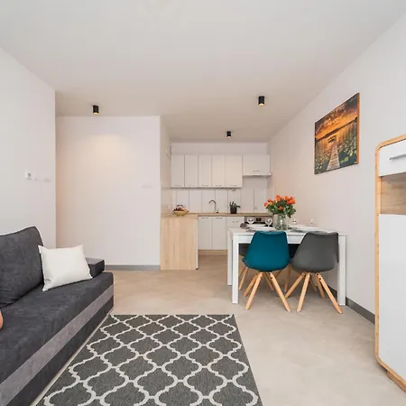 Apartman Flatbook Rodzinne - Park Z Parkingiem I Placem Zabaw *