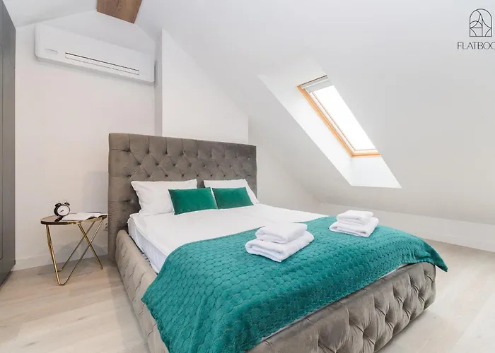 Flatbook - Park ג'אנטאר